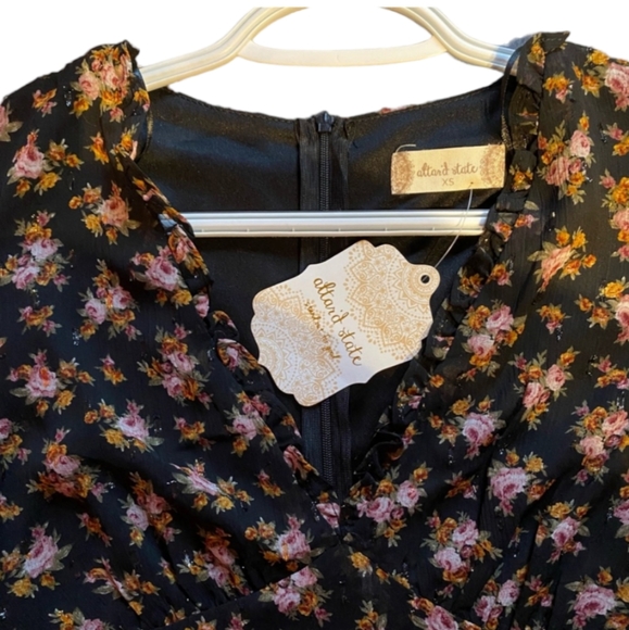 NWT Altar’d State Romper - Picture 5 of 7